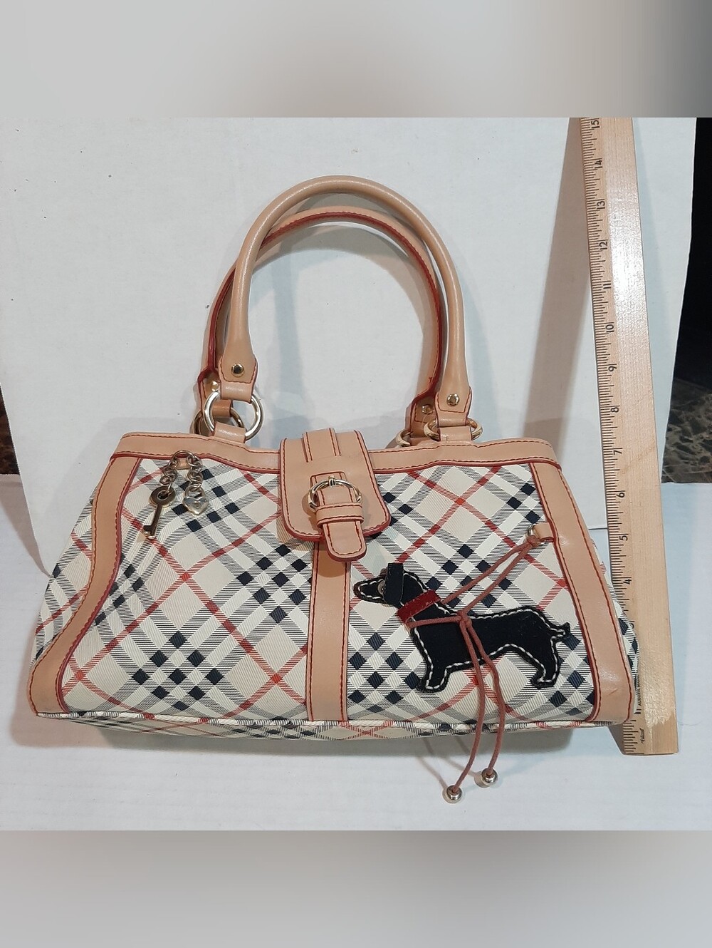 🛍America Branded Beige Plaid Purse With Stitched Dog And Bag Charms - Picture 4 of 12